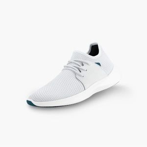 Vessi waterproof sneaker in pearl white Sz 7